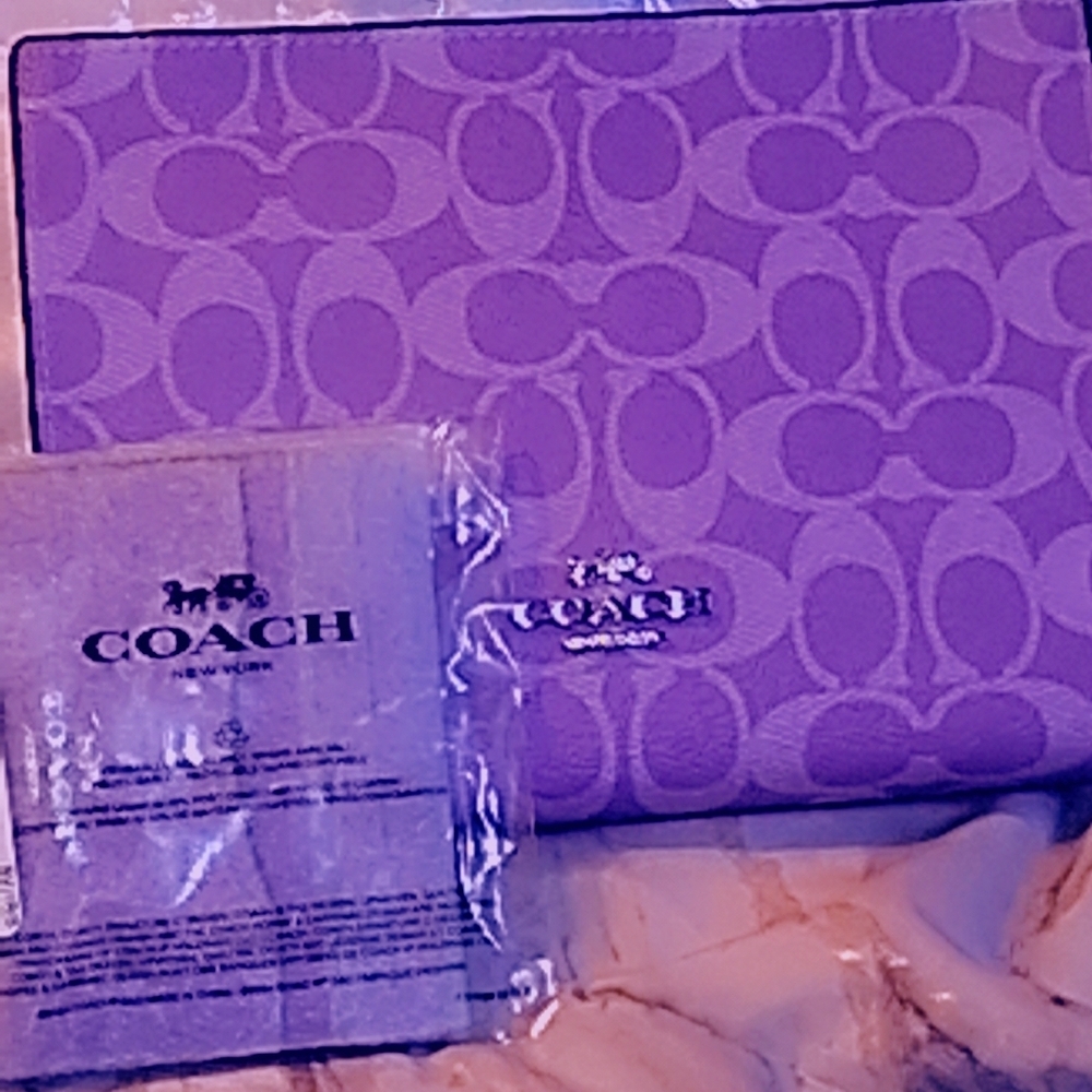 Coach Purple Signature Clutch And Card Holder